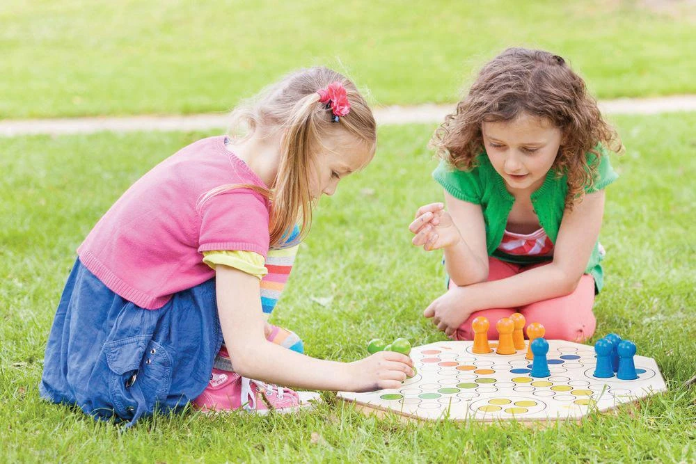 Giant Running Home 4 Giant Running Home - Image 2