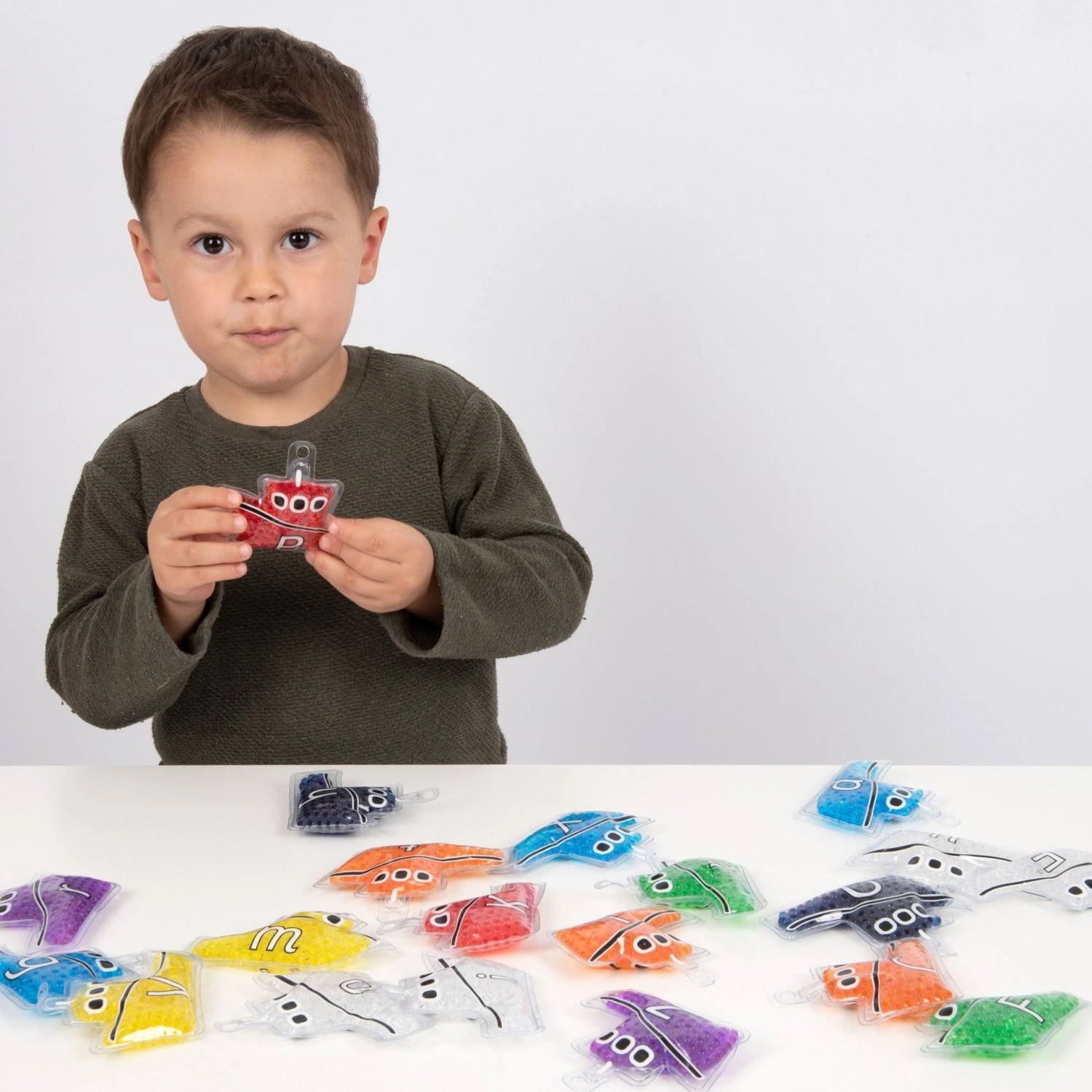 Rainbow Gel Alpha Boats - Set Of 26 5 Rainbow Gel Alpha Boats - Set Of 26 - Image 3